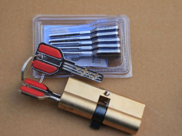 盘锦24小时上门开锁公司